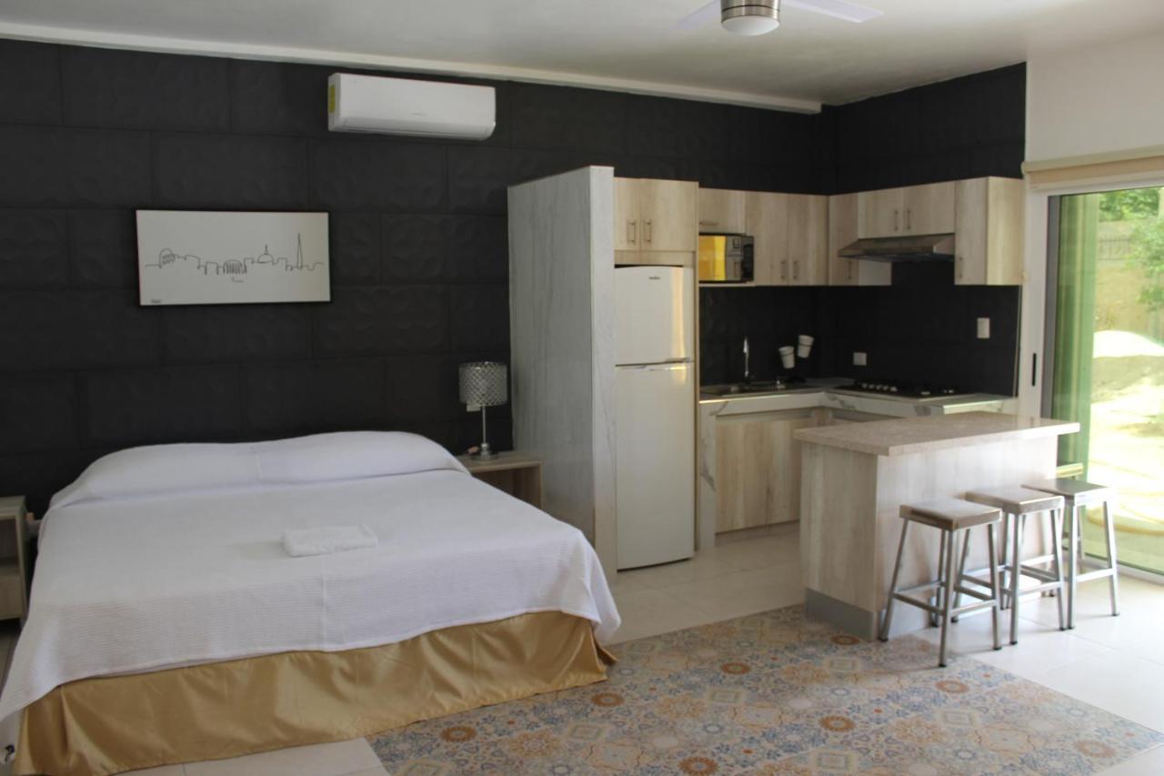 Hotel Scarlette ตูลุม ภายนอก รูปภาพ