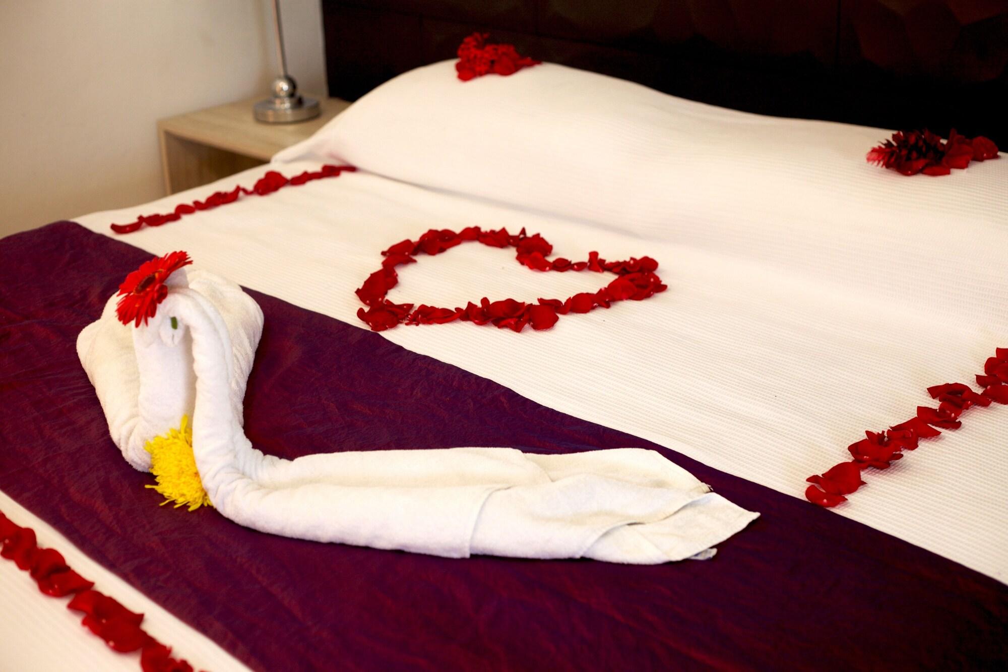 Hotel Scarlette ตูลุม ภายนอก รูปภาพ