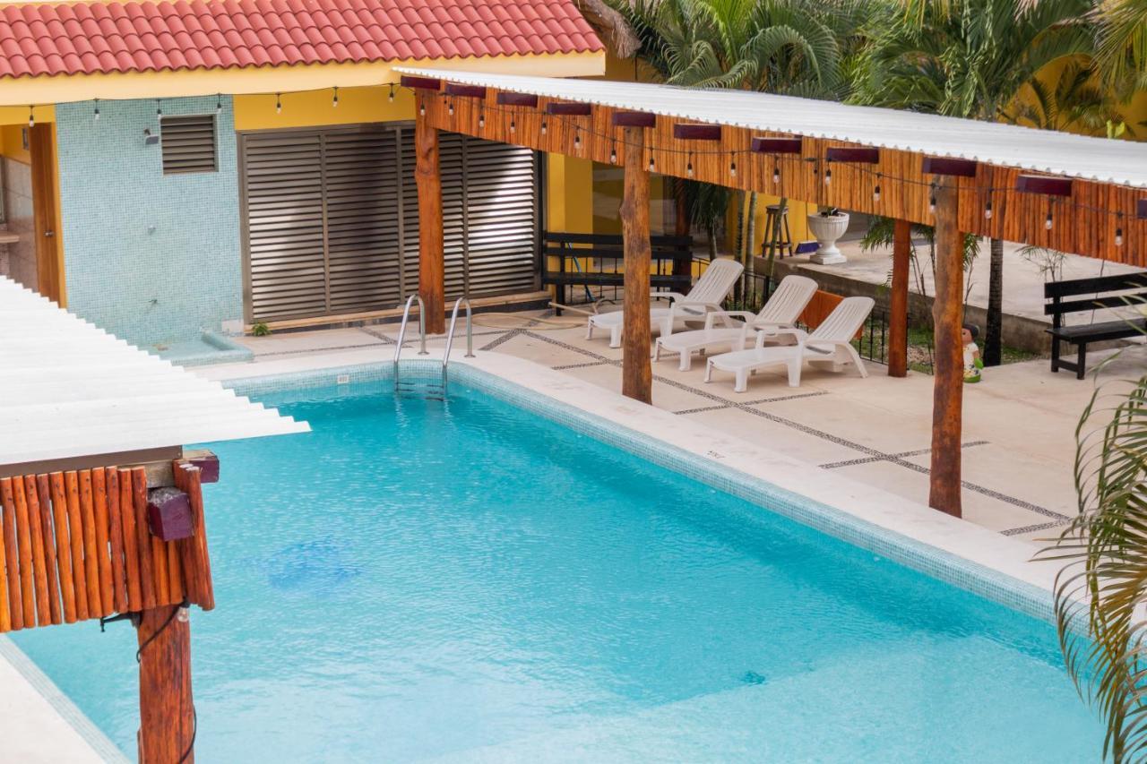 Hotel Scarlette ตูลุม ภายนอก รูปภาพ