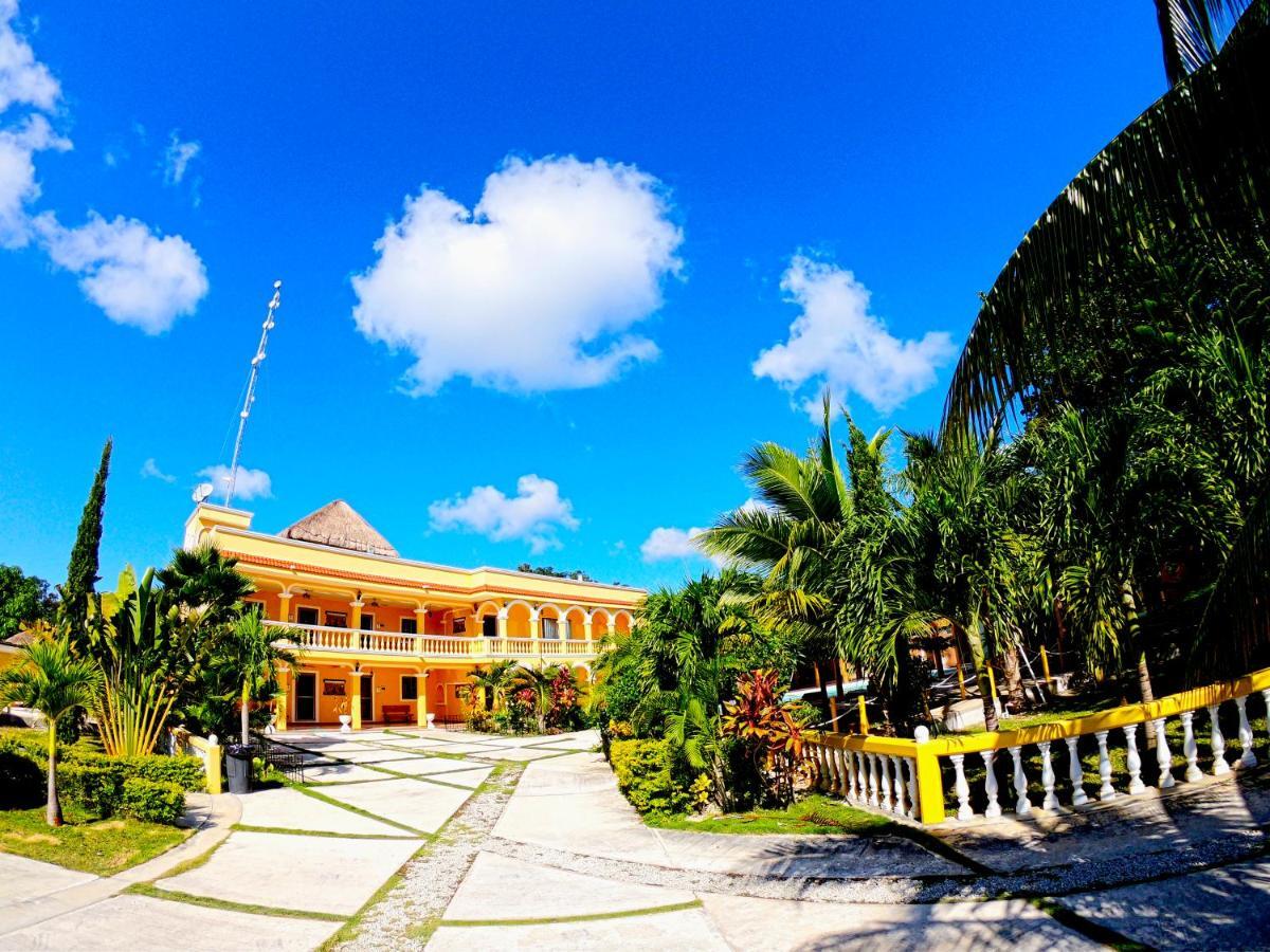 Hotel Scarlette ตูลุม ภายนอก รูปภาพ